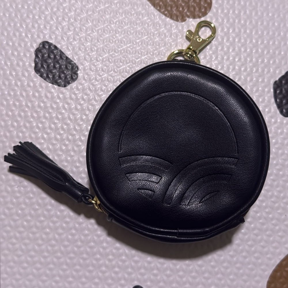 Tushbaby pod accessory